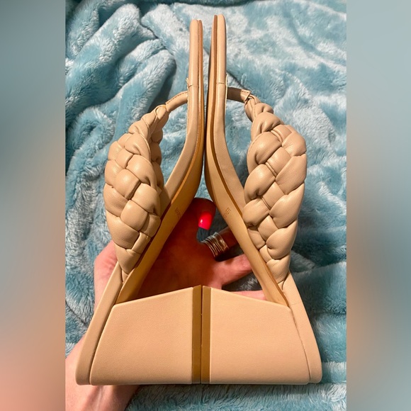 NIB Marc Fisher Galynite Braided Thong Heel Sandals 9M - Picture 9 of 12